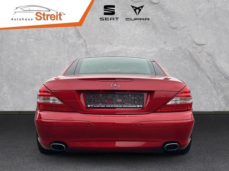 Gebraucht Mercedes SL350 272 PS (200 kW) 2006 Unilack (rot) feueropal  unilack (rot Cabrio