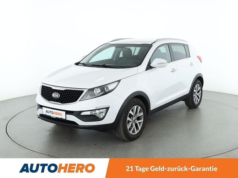 Weiß Gebraucht 2015 Kia Sportage DREAM-TEAM Edition SUV | 11.750 € (Fairer Preis) - Bild 1/3