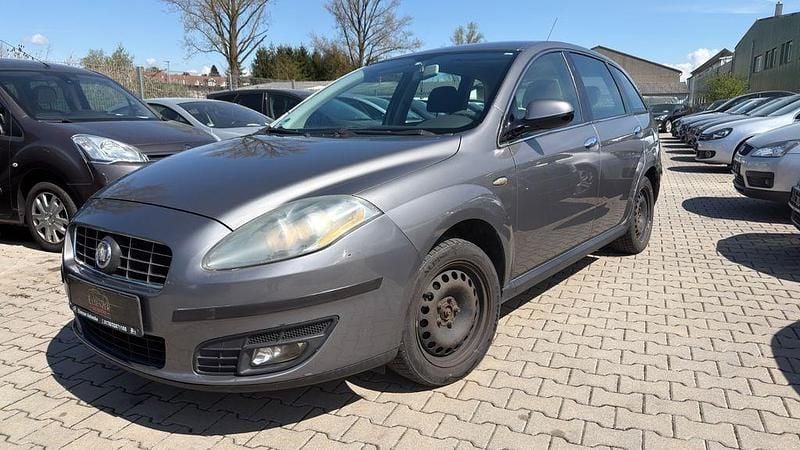 Gebraucht Fiat Croma Dynamic 140 PS (102 kW) 2008 Grau Kombi