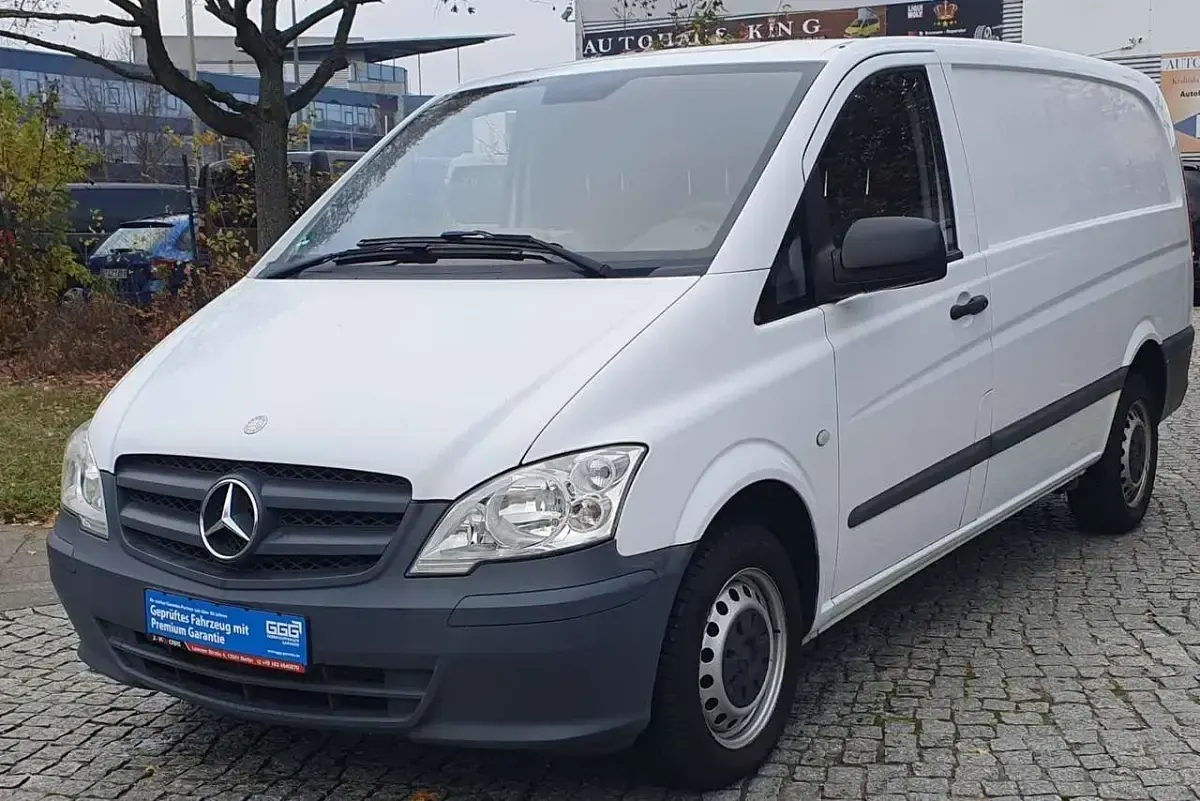 Gebraucht Mercedes Vito 95 PS (69 kW) 2014 Arktikweiss Van