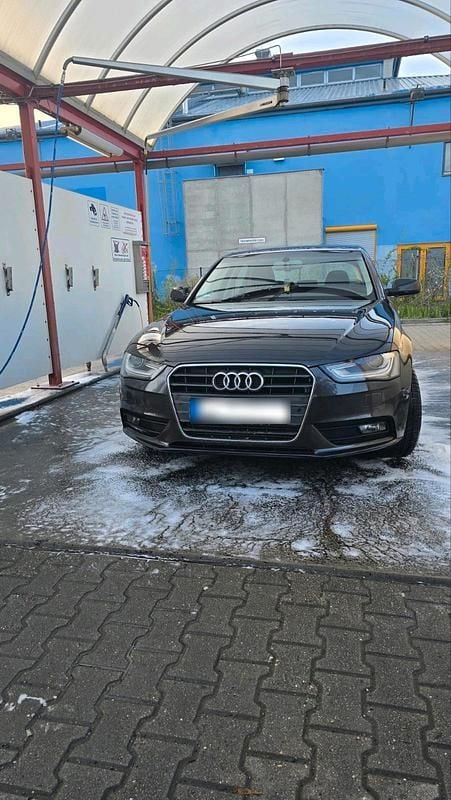 Second-hand Audi A4 170 CP (125 kW) 2012 Berlinǎ