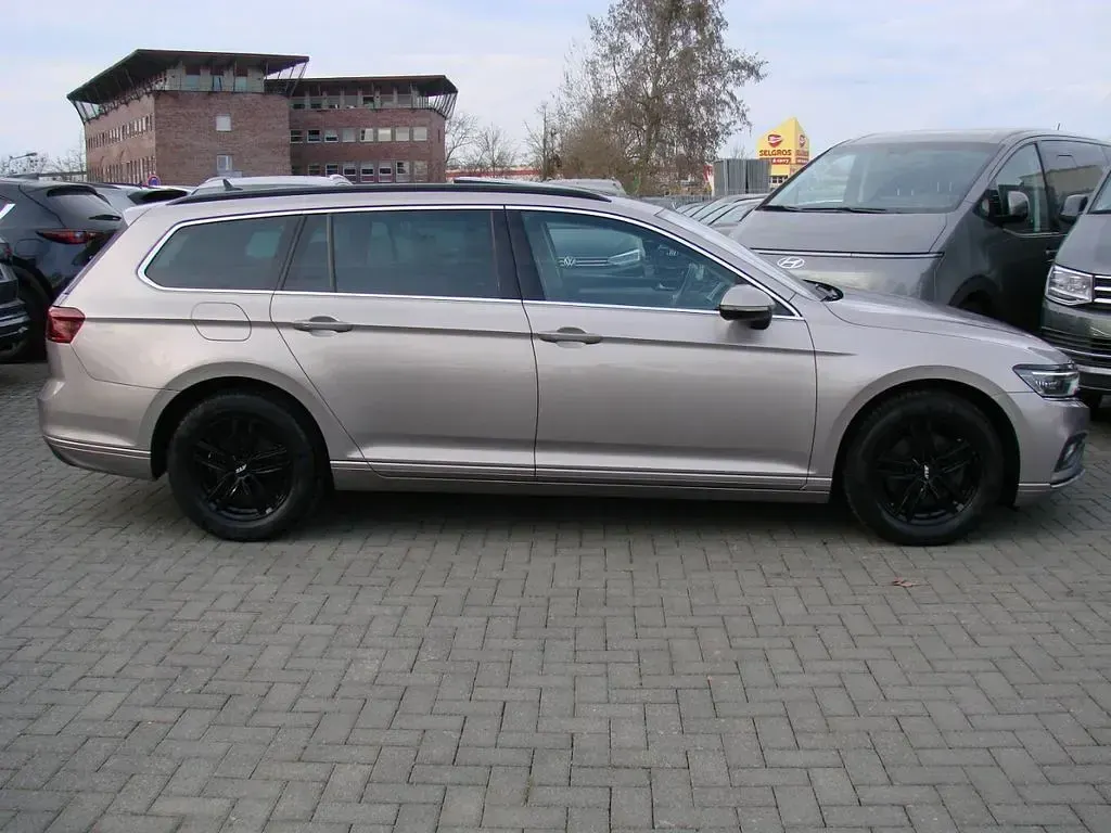 Gebraucht VW Passat Business 190 PS (139 kW) 2019 Silber Kombi