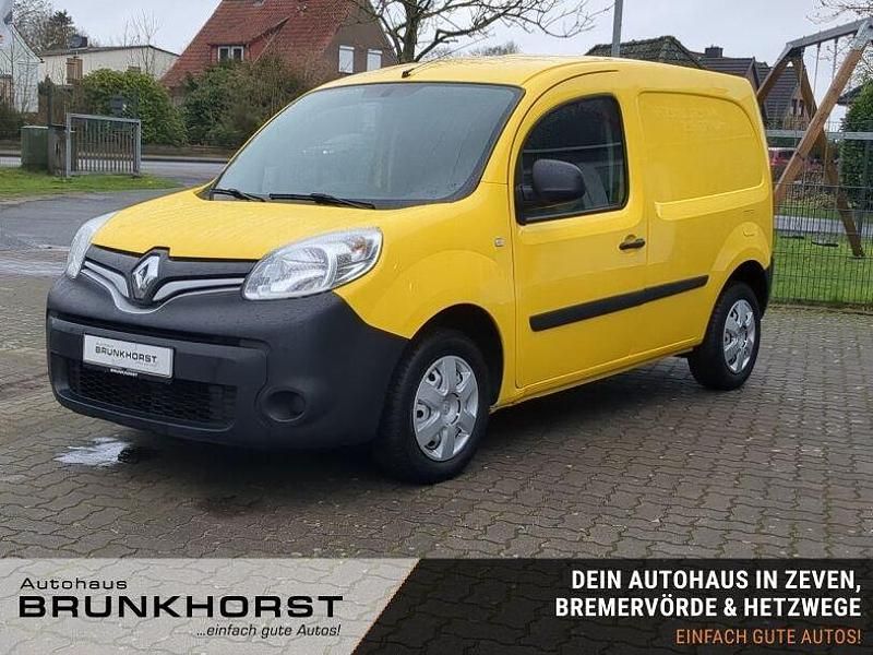 Gelb Gebraucht 2018 Renault Rapid Limousine | 7.790 € (Etwas zu teuer) - Bild 1/3