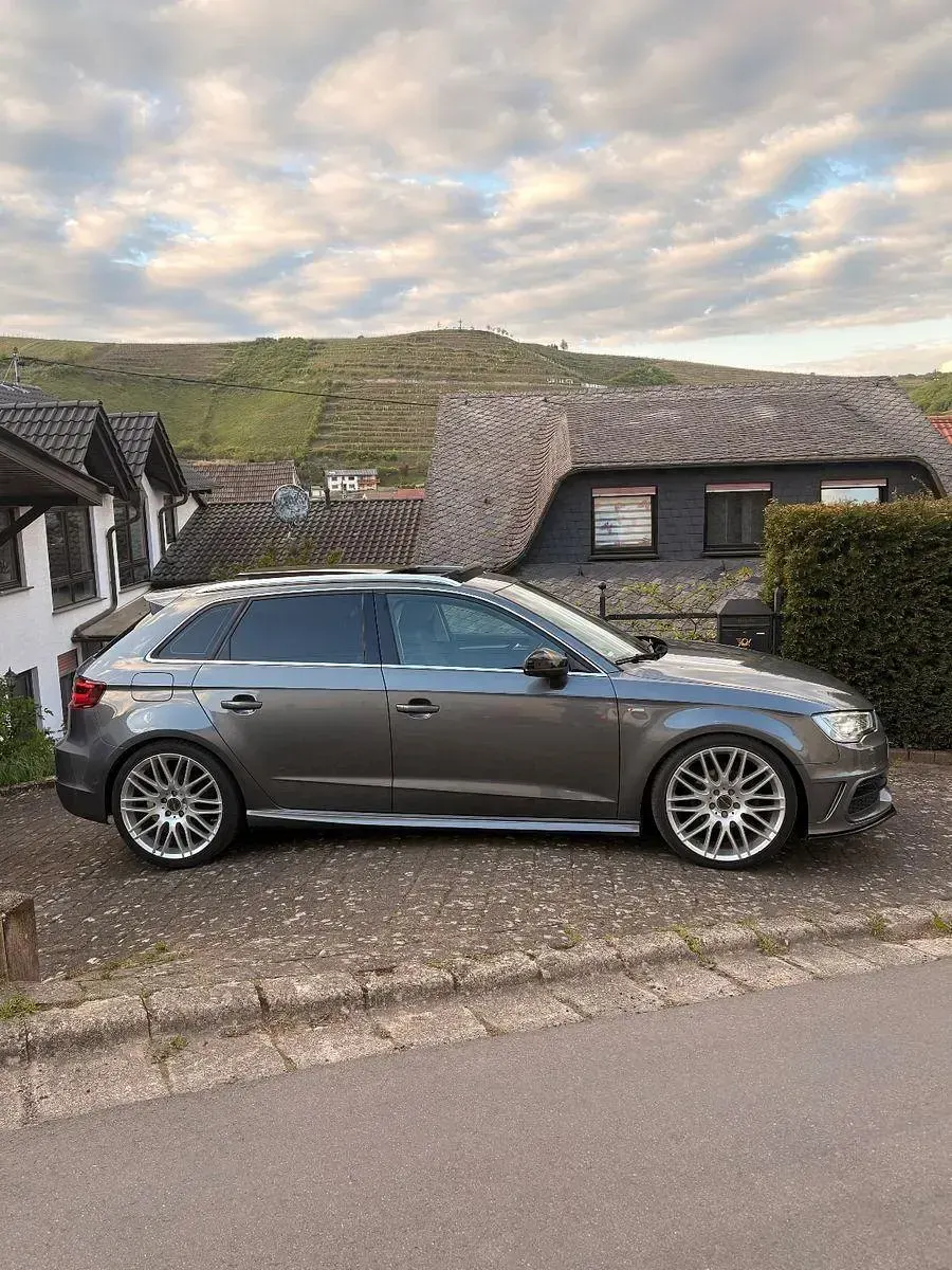 Gebraucht Audi A3 S-Line 150 PS (110 kW) 2014 Grau Limousine