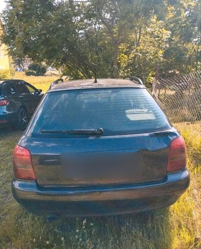 Gebraucht Audi A4 100 PS (73 kW) 1997 Schwarz Kombi