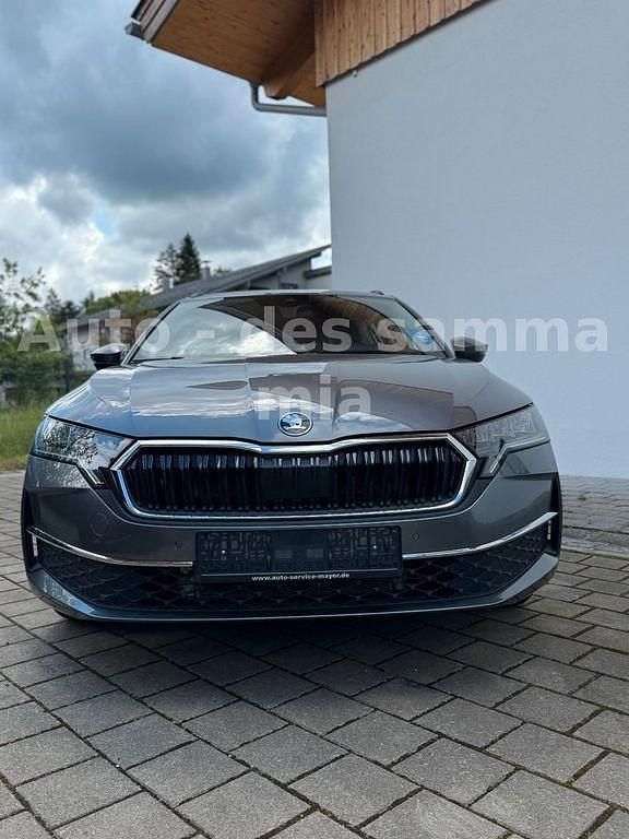 Grau Neu 2025 Skoda Octavia Business Line Kombi | 33.490 € (Guter Preis) - Bild 1/4