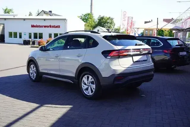 Gebraucht VW Taigo Life 95 PS (69 kW) 2022 Ascot grau SUV