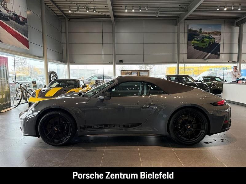 Neu Porsche 911 Carrera 4 Cabriolet 541 PS (397 kW) 2026 Grau Cabrio