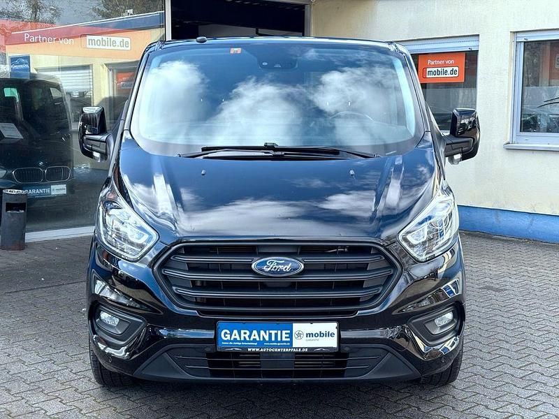 Gebraucht Ford Transit Custom Trend 170 PS (125 kW) 2018 Shadow black Van / Kleinbus