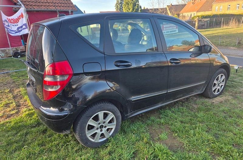 Gebraucht Mercedes A150 95 PS (69 kW) 2004 Schwarz Kleinwagen