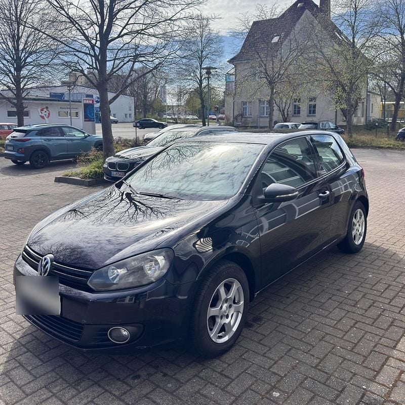 Second-hand VW Golf VI 80 CP (58 kW) 2009 Negru Hatchback