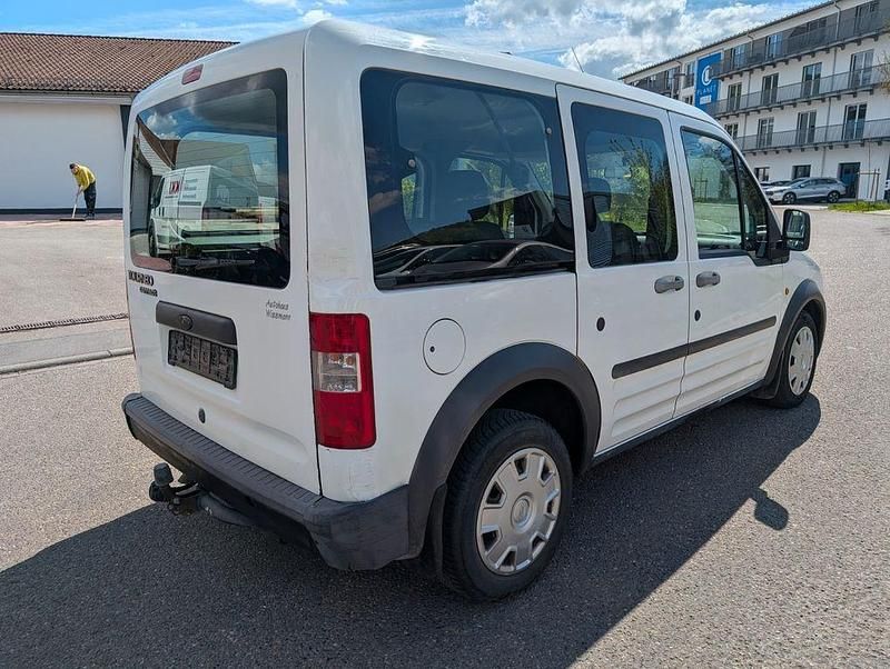 Gebraucht Ford Tourneo Connect 90 PS (66 kW) 2004 Weiß Van / Kleinbus