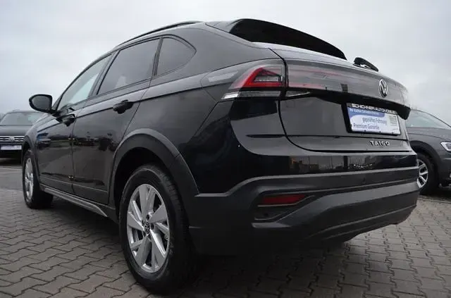 Gebraucht VW Taigo Life 110 PS (80 kW) 2023 Schwarz (deep black perleffekt) SUV