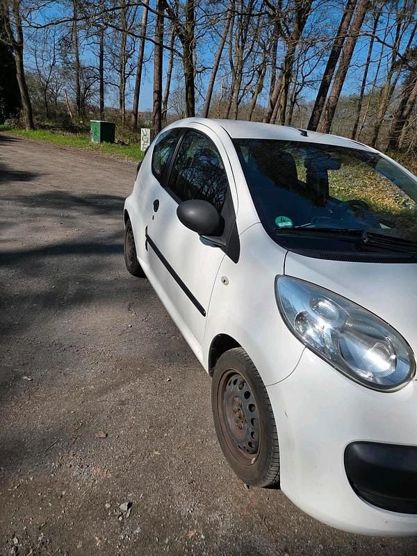 Gebraucht Citroën C1 69 PS (50 kW) 2007 Weiß Kleinwagen
