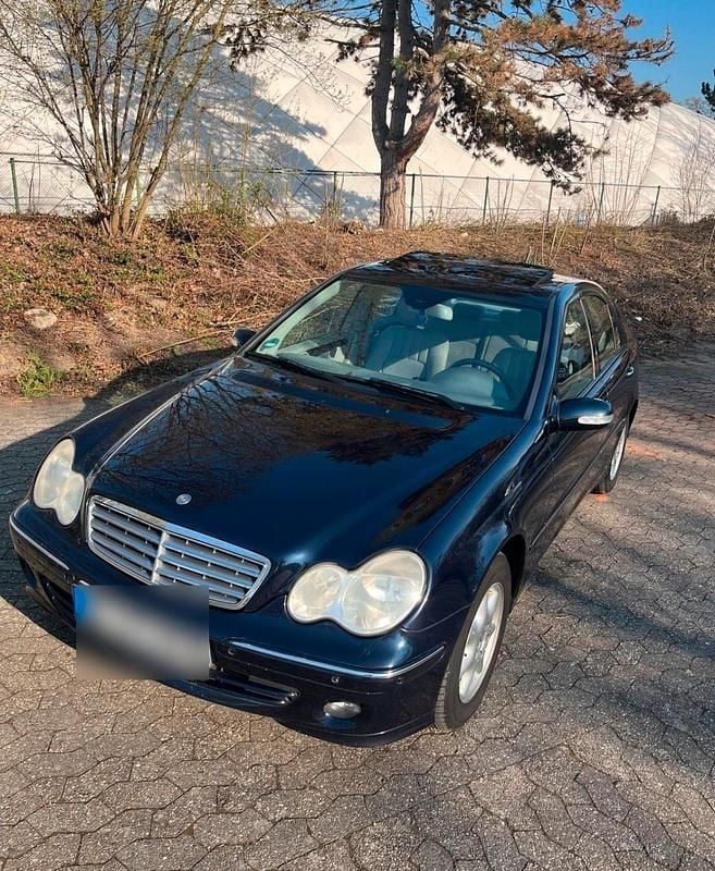 Gebraucht Mercedes C220 150 PS (110 kW) 2007 Blau Limousine