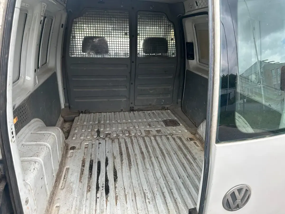 Gebraucht VW Caddy 74 PS (54 kW) 2006 Weiß Van / Kleinbus
