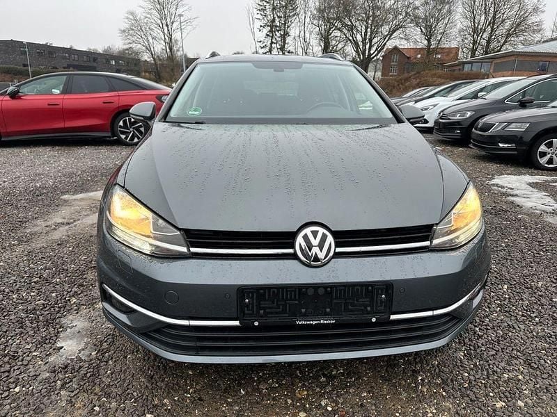 Gebraucht VW Golf VII Highline 150 PS (110 kW) 2019 Grau Kombi
