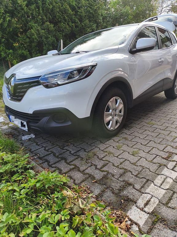 Weiß Gebraucht 2018 Renault Kadjar Life SUV | 10.449 € (Fairer Preis) - Bild 1/4
