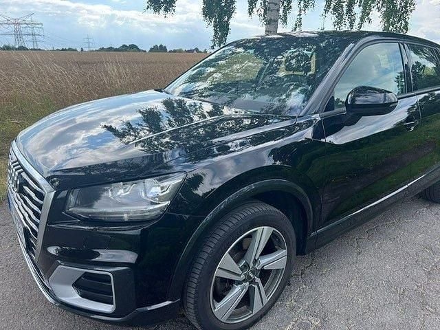 Schwarz Gebraucht 2017 Audi Q2 SUV | 13.500 € (Guter Preis) - Bild 1/4