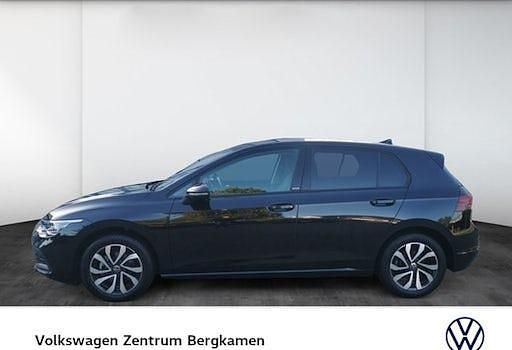 Gebraucht VW Golf VIII Active 150 PS (110 kW) 2022 Schwarz Limousine