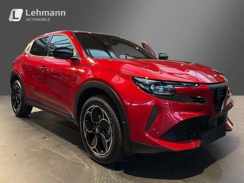 Rot Neu 2026 Alfa Romeo Junior Edizione Speciale SUV | 39.690 € (Fairer Preis) - Bild 1/4