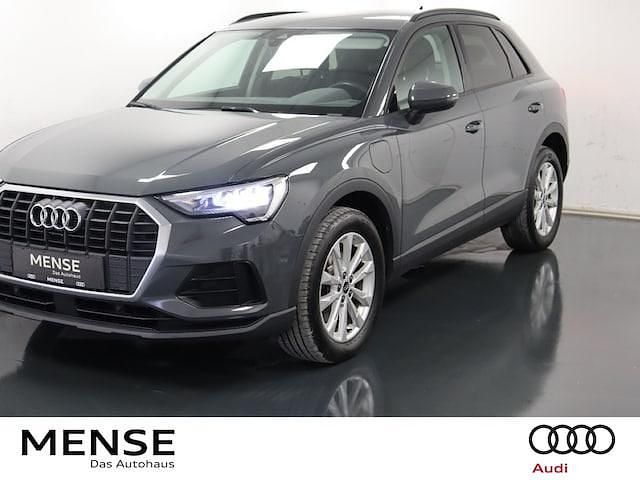 Nanograu metallic Gebraucht 2022 Audi Q3 Ambiente SUV | 25.985 € (Etwas zu teuer) - Bild 1/4