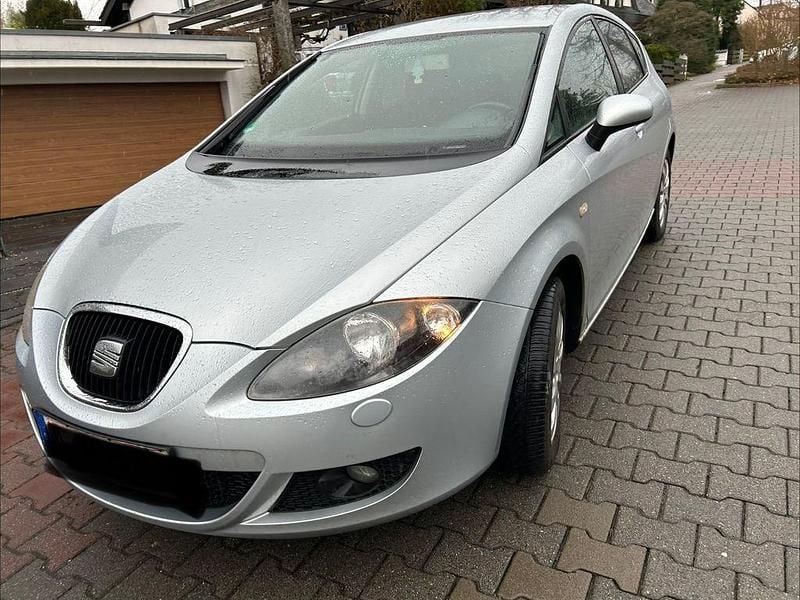Gebraucht Seat Leon 105 PS (77 kW) 2007 Silber Kleinwagen