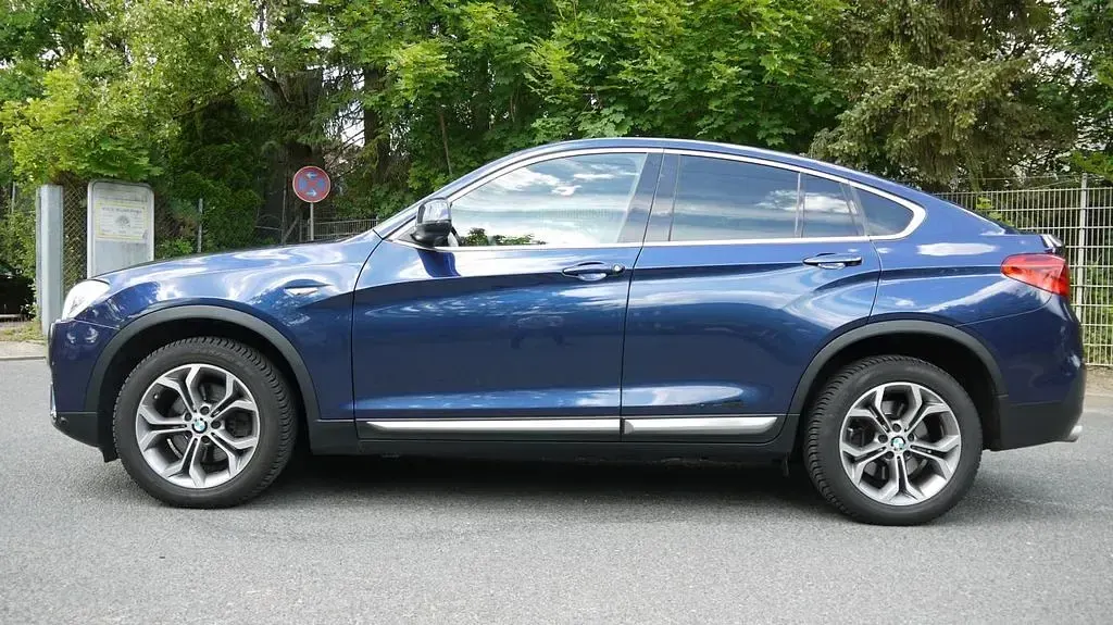 Gebraucht BMW X4 Sport Line 258 PS (189 kW) 2014 Blau SUV