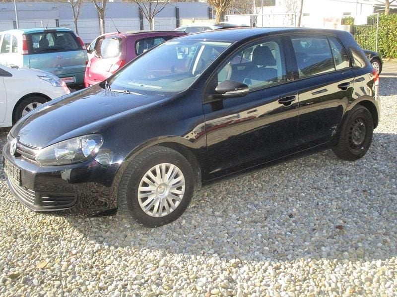 Gebraucht VW Golf VI Trendline 80 PS (58 kW) 2008 Deep black perleffekt Kleinwagen