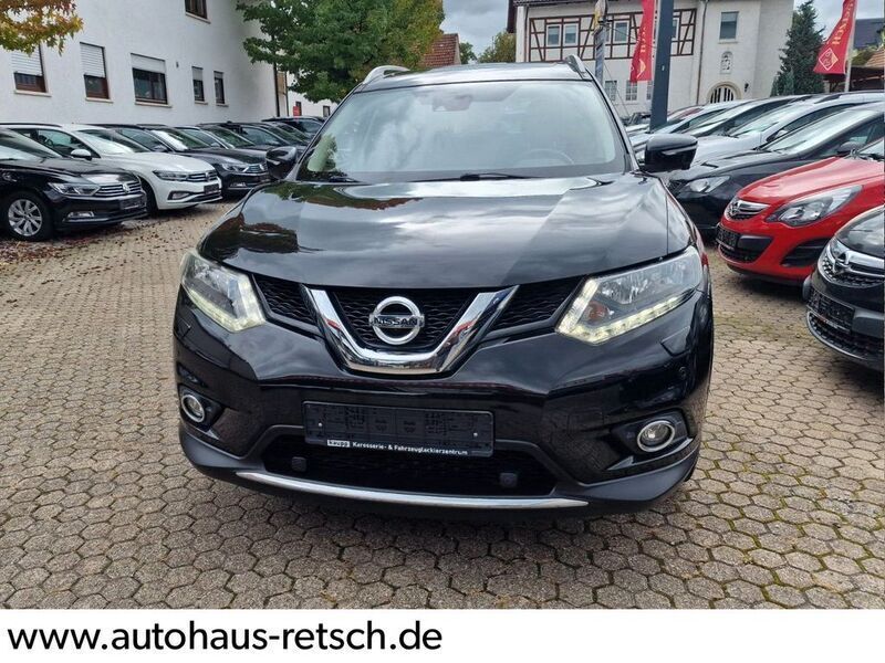 Schwarz Gebraucht 2016 Nissan X-Trail 360º SUV | 15.900 € (Fairer Preis) - Bild 1/4
