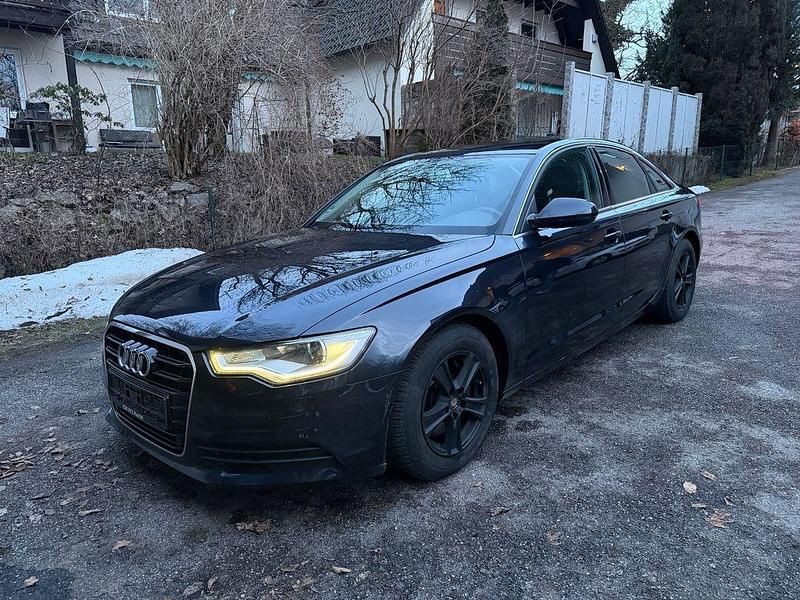 Gebraucht Audi A6 Sport 190 PS (139 kW) 2014 Blau Limousine