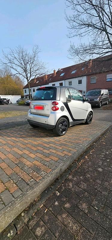 Gebraucht Smart ForTwo Coupé 61 PS (44 kW) 2009 Grau Coupé
