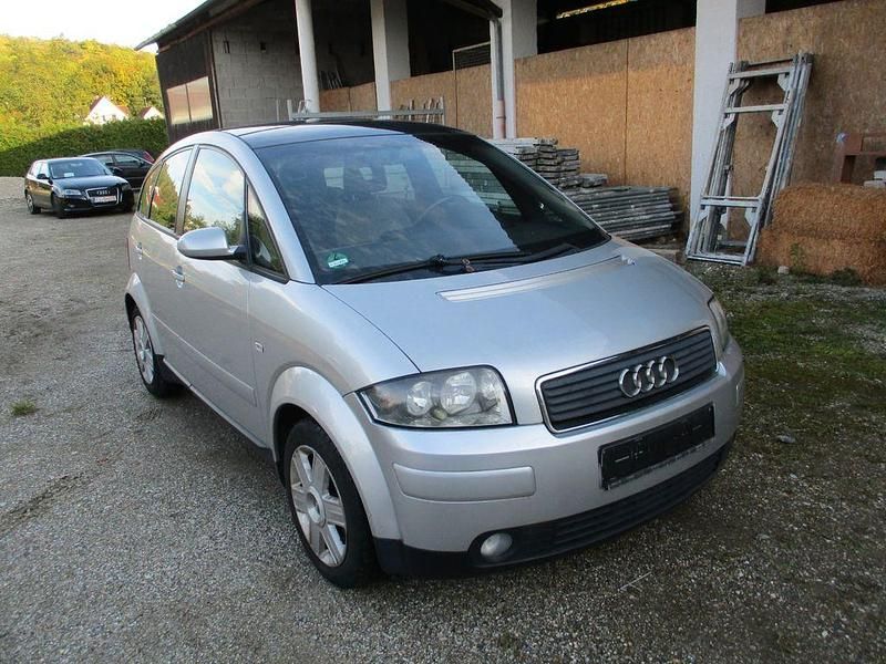 Silber Gebraucht 2004 Audi A2 Sport Kleinwagen | 3.990 € (Fairer Preis) - Bild 1/4