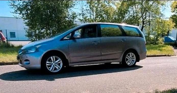 Grau Gebraucht 2006 Mitsubishi Grandis Limousine | 3.977 € (Fairer Preis) - Bild 1/4