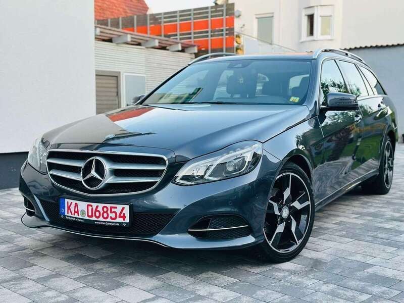 Grau Gebraucht 2014 Mercedes E220 Kombi | 14.600 € (Fairer Preis) - Bild 1/4