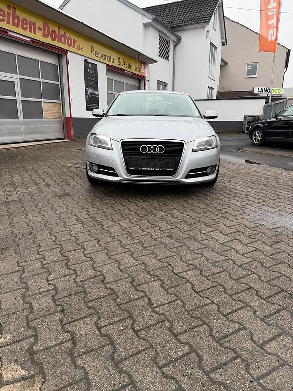Gebraucht Audi A3 Ambition 125 PS (91 kW) 2010 Silber Kleinwagen
