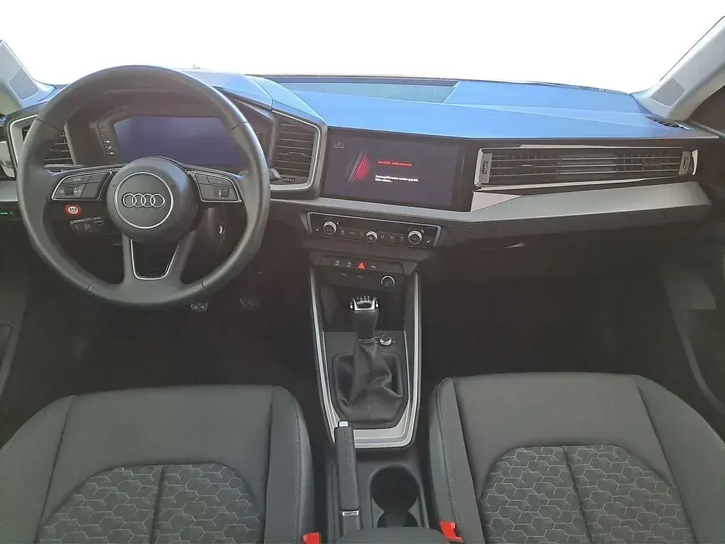 Gebraucht Audi A1 Sportback Advanced 116 PS (85 kW) 2025 Manhattangrau metallic Kleinwagen