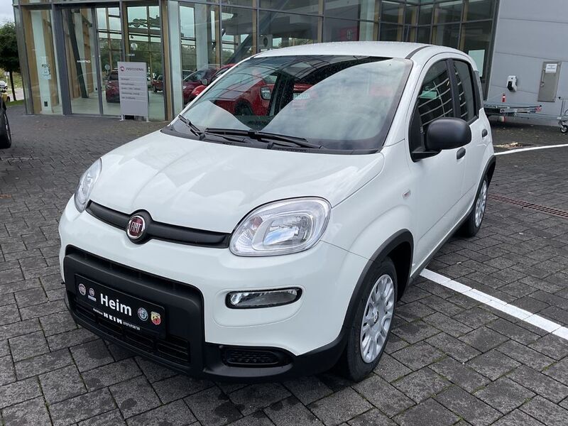 Weiß Gebraucht 2024 Fiat Panda Kleinwagen | 15.500 € (Teuer) - Bild 1/4
