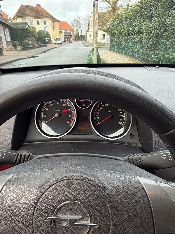 Gebraucht Opel Astra 115 PS (84 kW) 2004 Grün Kleinwagen