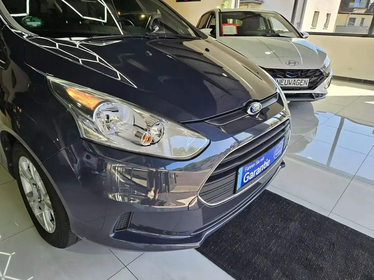 Gebraucht Ford B-MAX SYNC Edition 101 PS (74 kW) 2014 Midnight skygrau metallic Van / Kleinbus