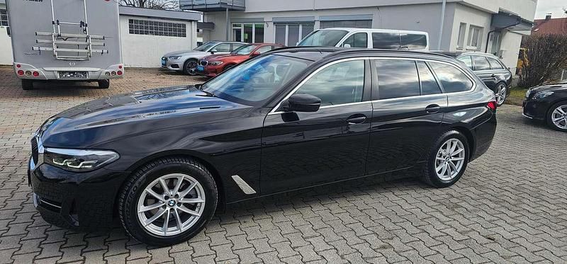 Gebraucht BMW 520 190 PS (139 kW) 2022 Schwarz Kombi