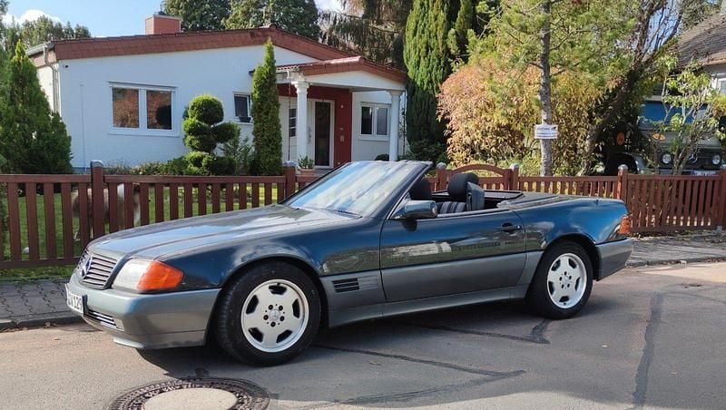 Schwarz Gebraucht 1993 Mercedes SL300 Cabrio | 7.900 € - Bild 1/4