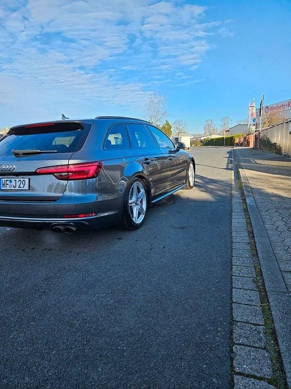 Gebraucht Audi S4 Ambiente 354 PS (260 kW) 2017 Grau Kombi