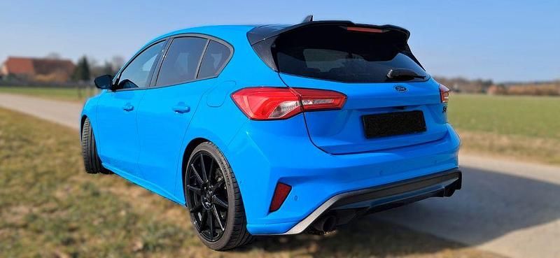 Gebraucht Ford Focus ST 280 PS (205 kW) 2022 Blau Limousine