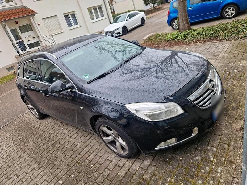 Gebraucht Opel Insignia 160 PS (117 kW) 2011 Schwarz Kombi