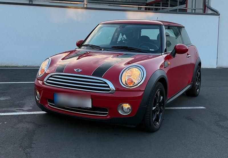 Rot Gebraucht 2010 Mini Cooper Coupé Coupé | 5.555 € (Fairer Preis) - Bild 1/4