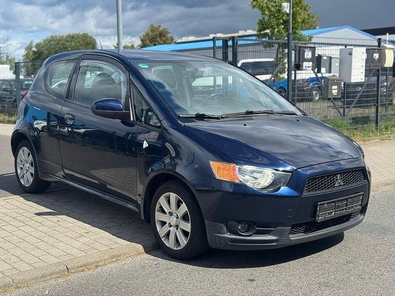 Gebraucht Mitsubishi Colt Top 75 PS (55 kW) 2013 Blau Kleinwagen