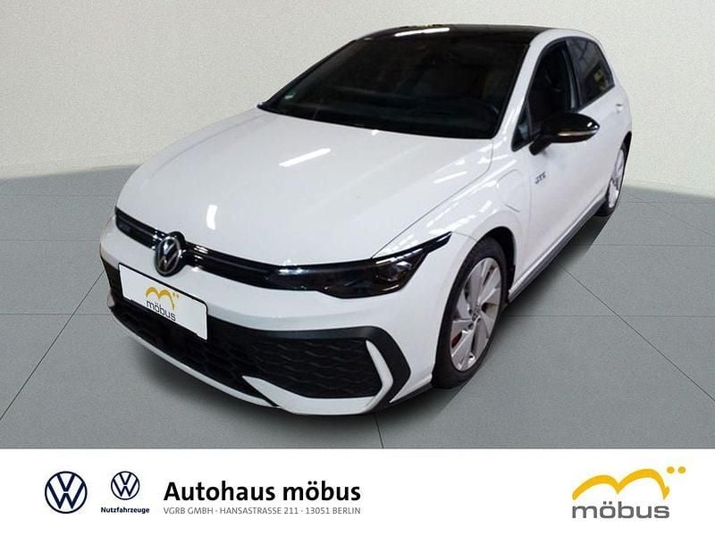 Gebraucht VW Golf VIII GTE 272 PS (200 kW) 2025 0q pure white Limousine