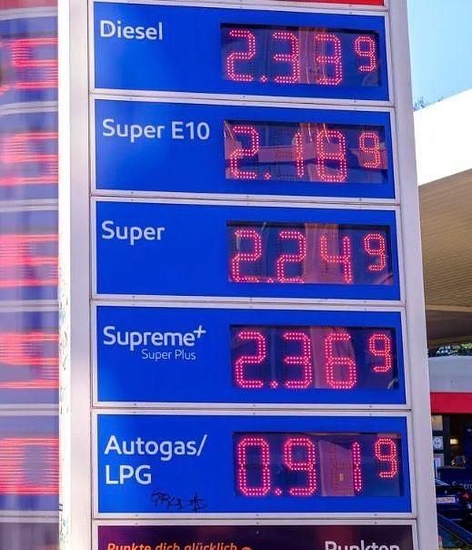 Gebraucht Volvo V50 125 PS (91 kW) 2005 Silber Kombi