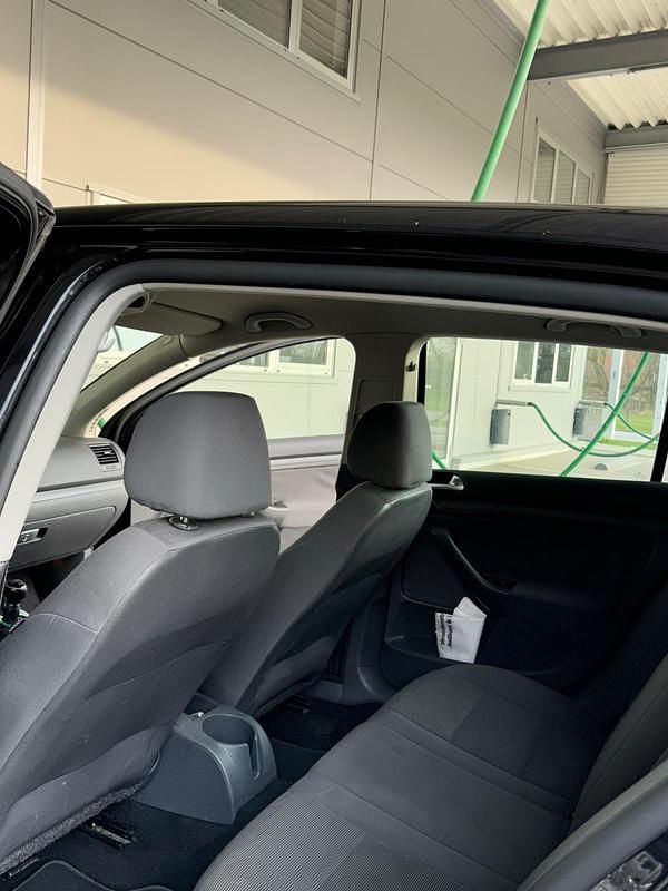 Gebraucht VW Golf V 80 PS (58 kW) 2008 Schwarz Kleinwagen